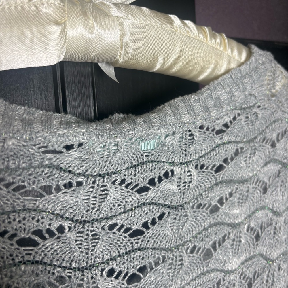 Maurices Gray Open Knit Lightweight Sweater Size Large - Picture 6 of 10